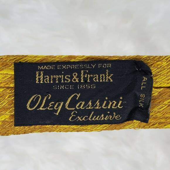 Vintage Oleg Cassini Yellow Gold Silk Tie for Harris and Frank Diamond Textured - Picture 4 of 4